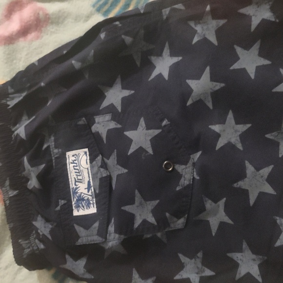 Trunks surf and swim company - Picture 5 of 5